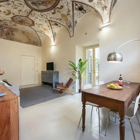 Keys Of Italy - Benci 20 Fresco - Frescoes One Bedroom Santa Croce Флоренция